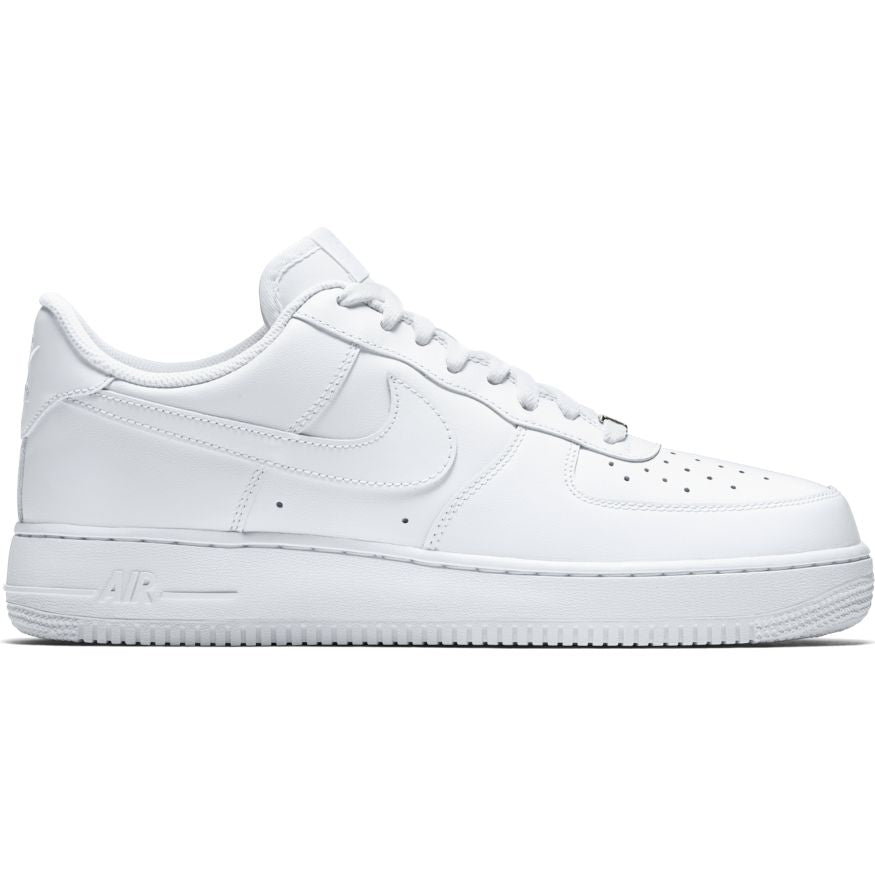 Nike Air Force 1 ´07 White / White US 8 EU 40 US 8.5 EU 42 US 9 EU 42.5 US 9.5 EU 43 US 10 EU 44 Us 10.5 EU 44.5 US 11 EU 45 US 11.5 EU 45.5 US 12 EU 46 US 13 EU 47.5